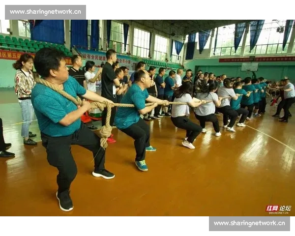 拔河比赛中的团结与奋斗精神:从细节到整体的精彩呈现
